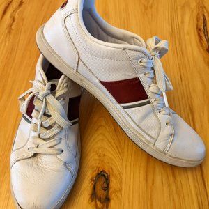 Lacoste Europa Sneakers White & Burgundy Size 11.5